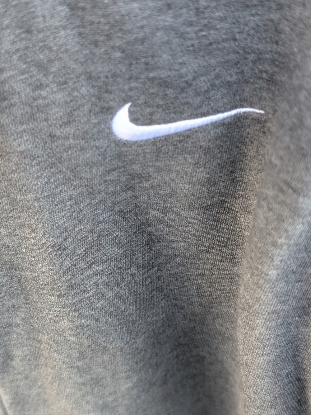 Y2K Nike Men’s Grey Fleece-Lined Hoodie - Picture 5 of 6